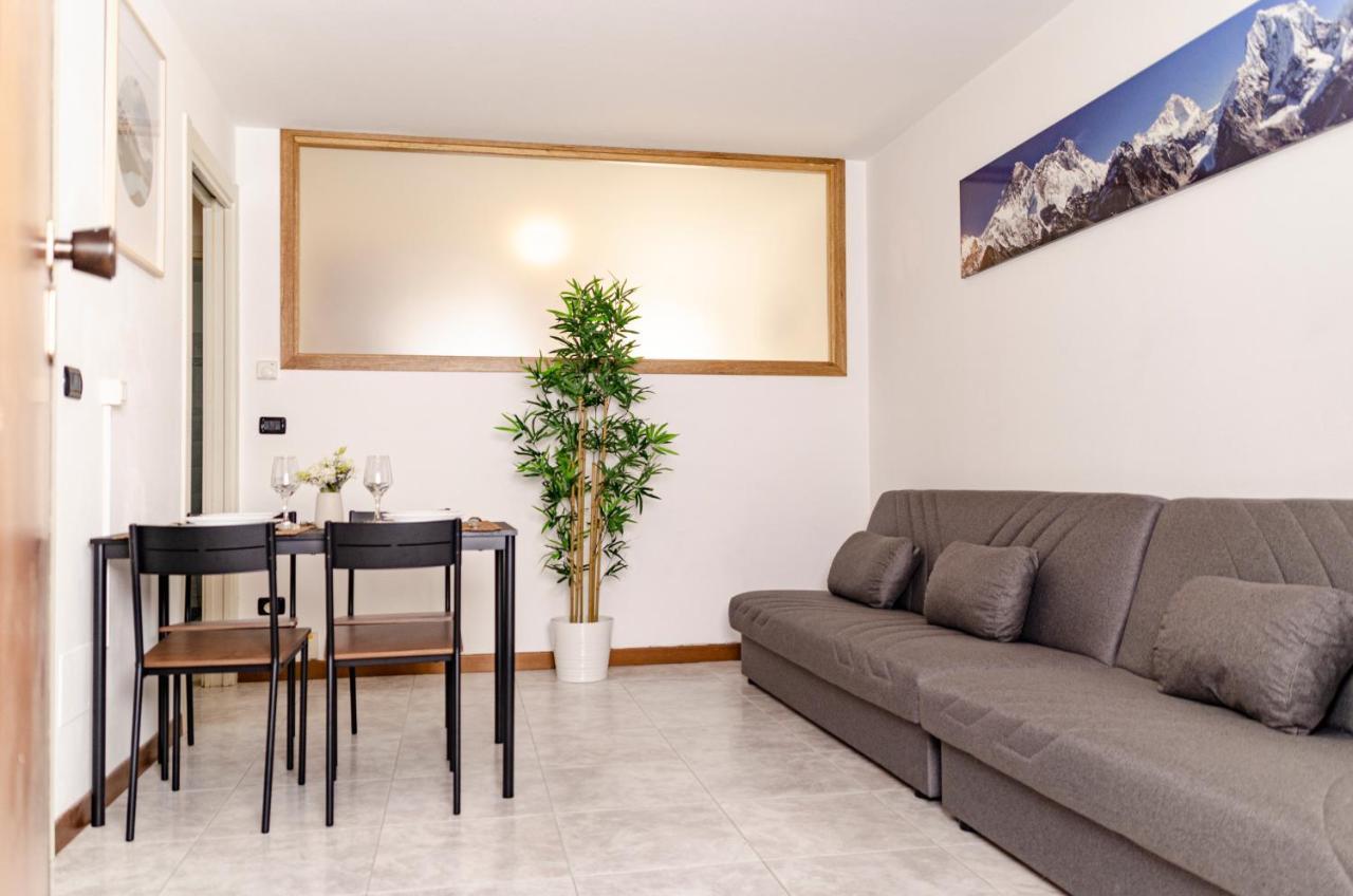 Centro Storico ☆☆☆☆☆ K2 Apartment Aosta Buitenkant foto